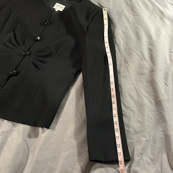 Armani Collezioni Made in Italy Pinstriped Skirt Suit 2 piece - Picture 10 of 16
